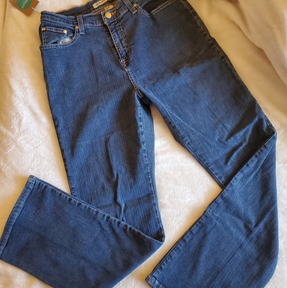 EUC St John's Bay Stretch Boot Jeans